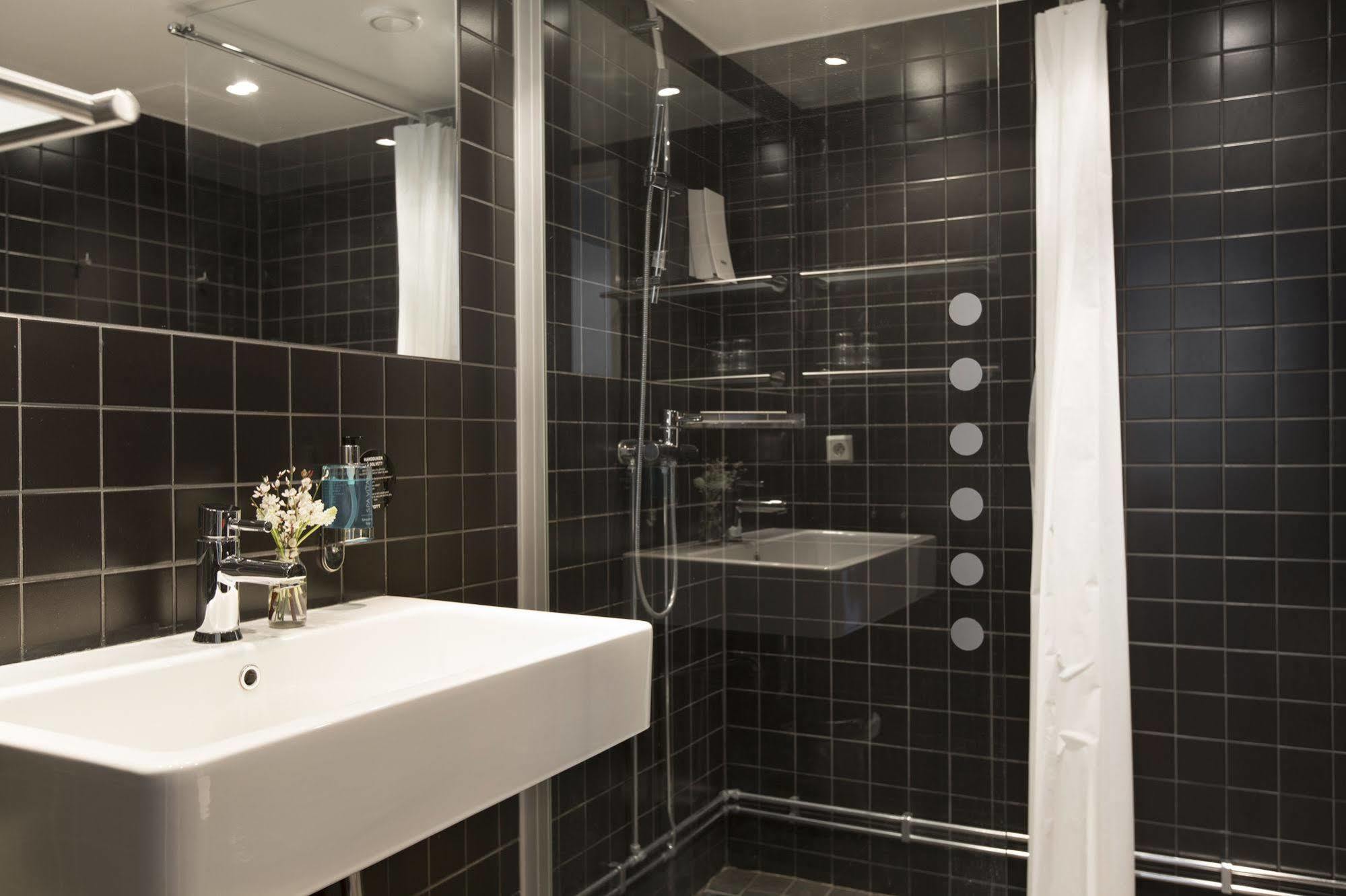 Tott Hotell Оре Экстерьер фото